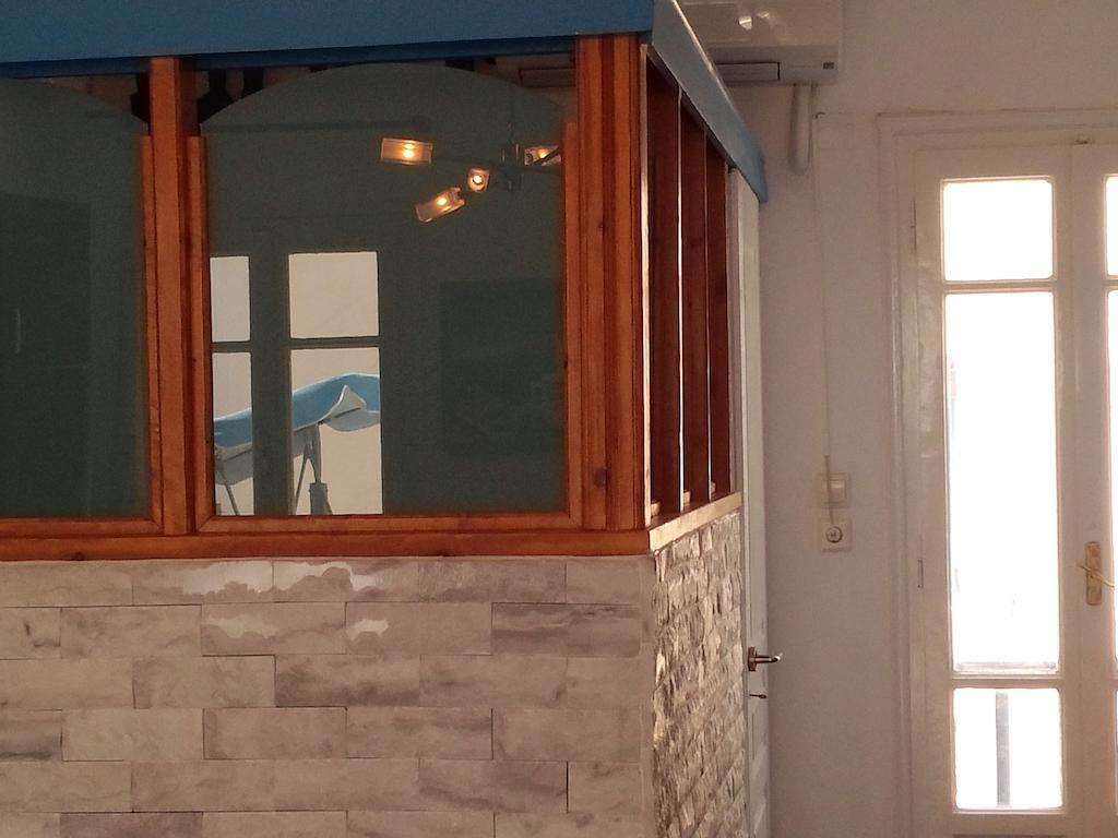 Bouganville Αpartments Αδάμας Δωμάτιο φωτογραφία